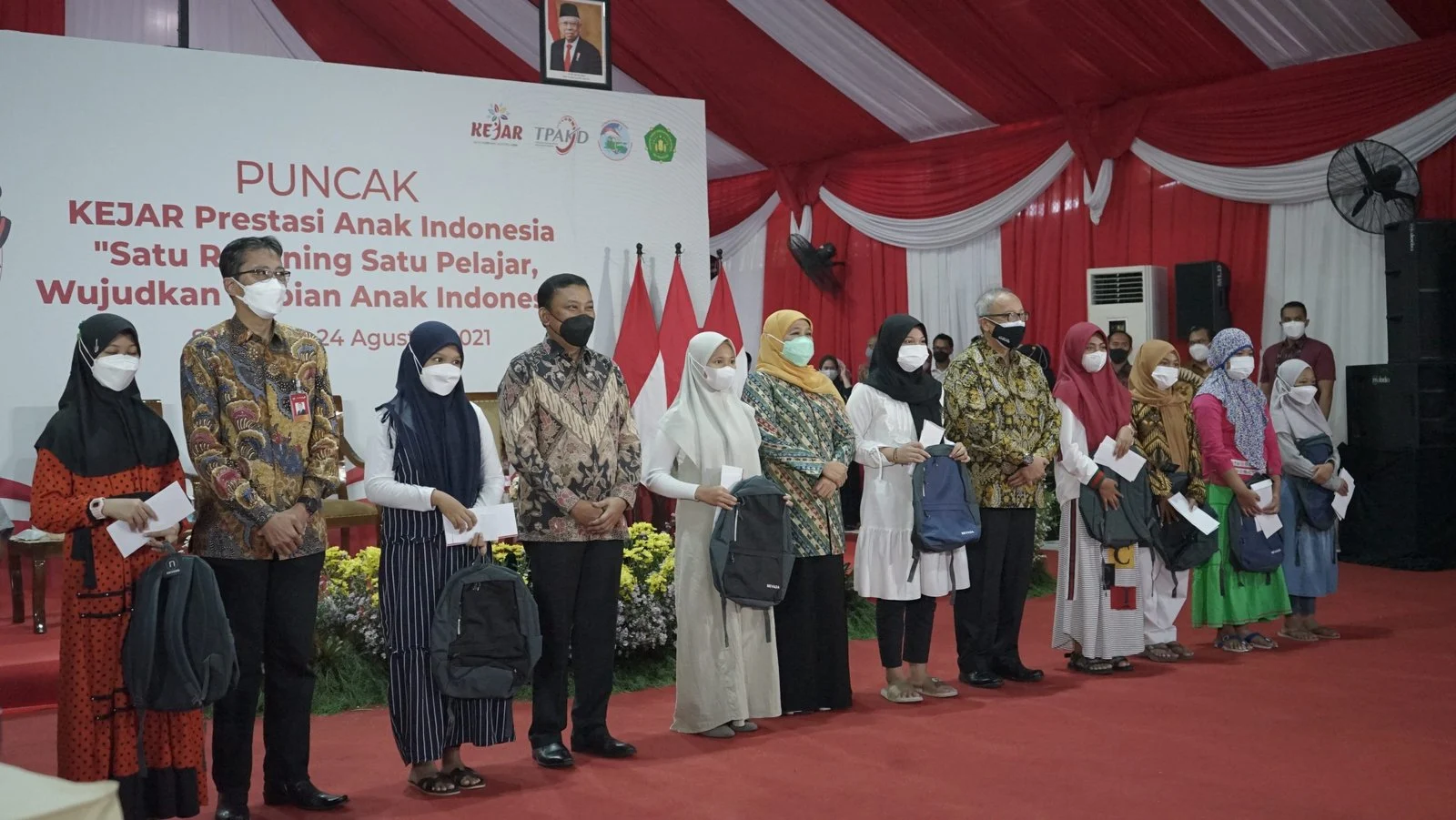 Gubernur Jatim Hadiri Puncak Kreasi Di Yayasan Khadijah