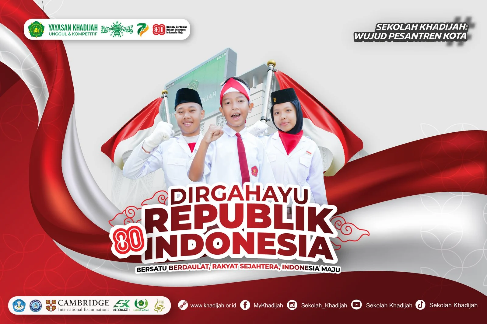 Upacara HUT Ke-80 RI, Yayasan Khadijah Beri Penghargaan Guru & karyawan 25 Tahun Pengabdian